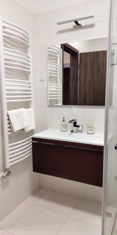Pe-Ki Apartman Székesfehérvár Exterior foto